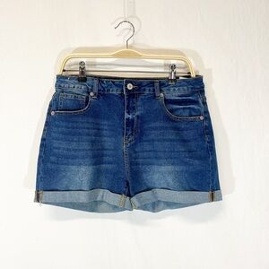 NWT Pantalon Denim Shorts High Waist Cuffed Stretch Size L